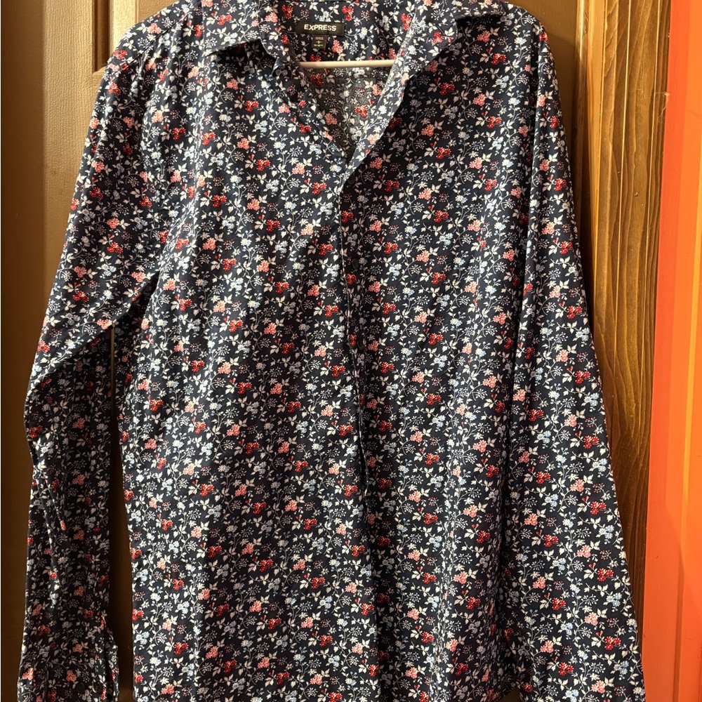 Express Men's Floral Long Sleeve Shirt